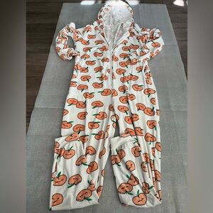 [L]Weekend Edition Cozy Pajamas with Orange Peach Print NWOT